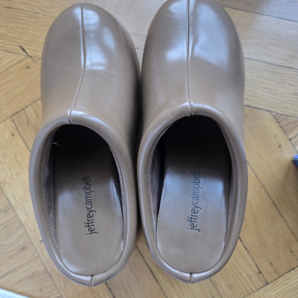 Jeffrey Campbell Tan Platform Clogs - Picture 5 of 6